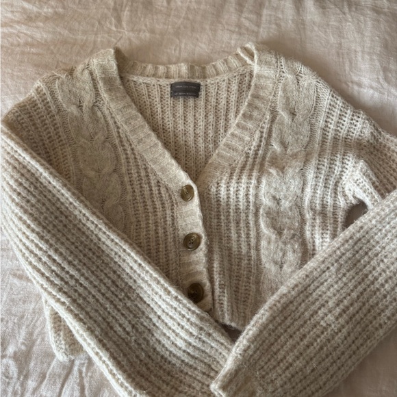 Urban Outfitters Cream Knit Cardigan - Picture 3 of 5